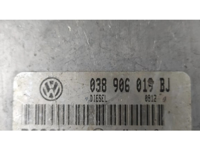 Řídící jednotka 038906019BJ, 28SA4086   Volkswagen Golf IV 1999