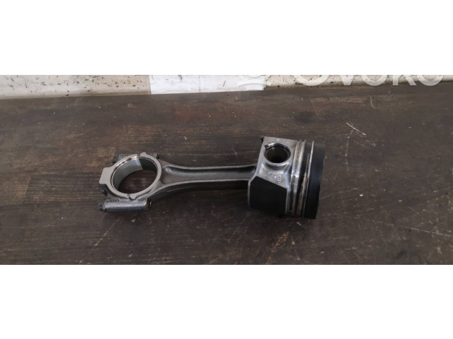 Píst 04L107065AR, 03L105401A   Skoda Octavia Mk3 (5E)    DGTE 