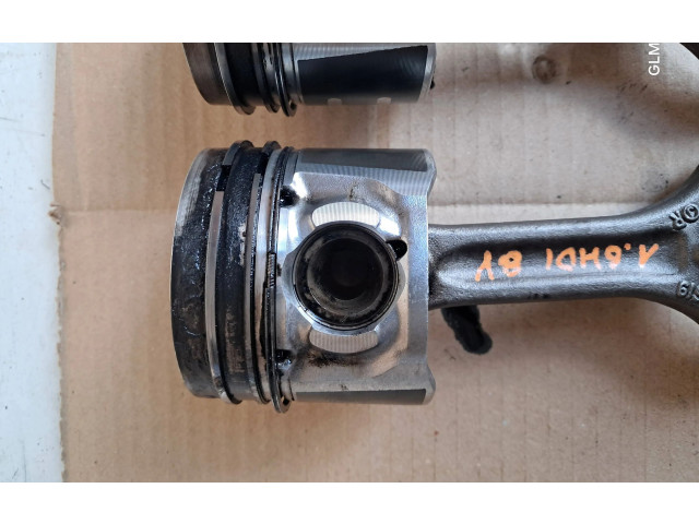 Píst 9H05, 69   Peugeot 3008 I     