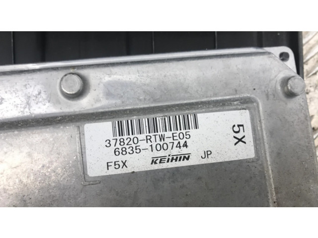 Řídící jednotka 37820RTWE05, 6835100744   Honda CR-Z 2010
