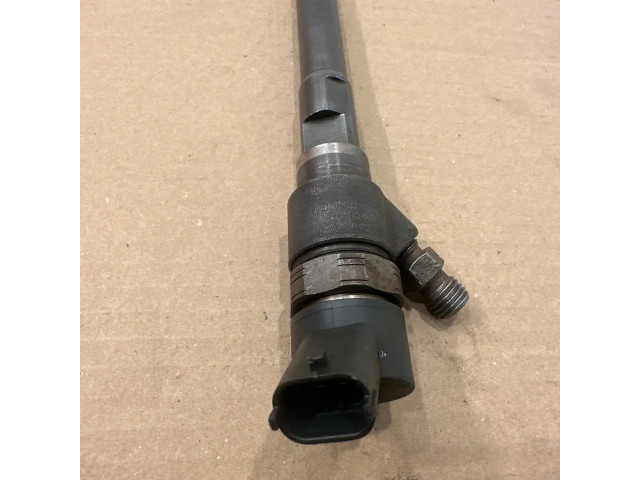 Vstřikovač 0445110270   Opel Antara  pro naftový motor 2.0  