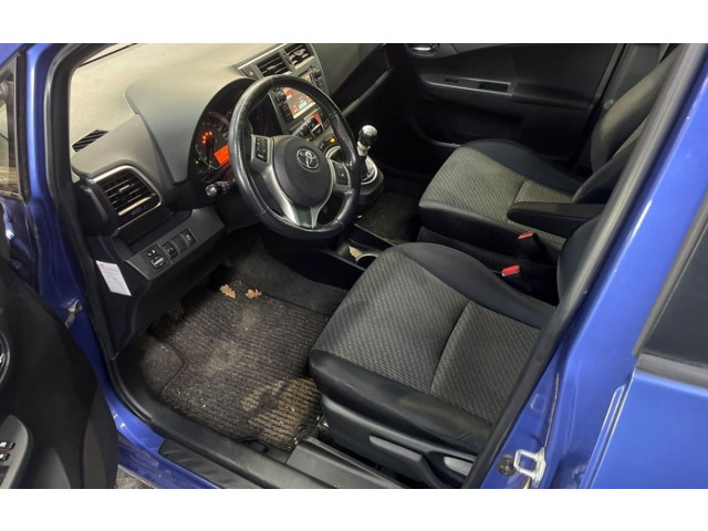 Блок АБС    Toyota  Verso-S  2011 - 2016 года