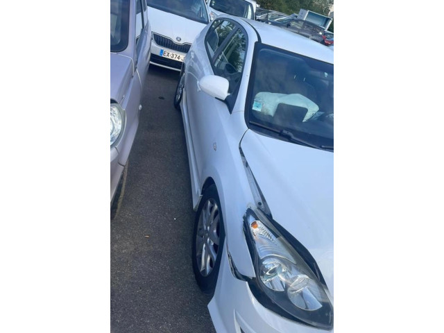 Volant Hyundai i30 2010 561102R070G2, 561102R070G2  