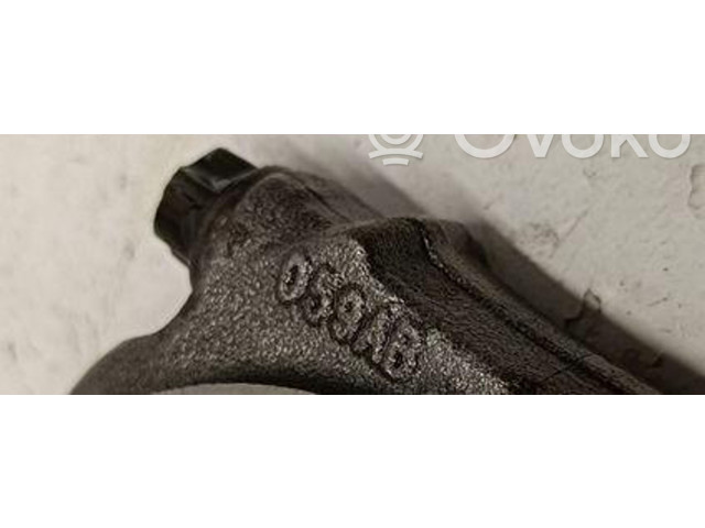 Píst    Audi A6 S6 C6 4F     