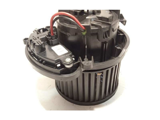 Вентилятор печки    T911738, 272109102R   Renault Kadjar