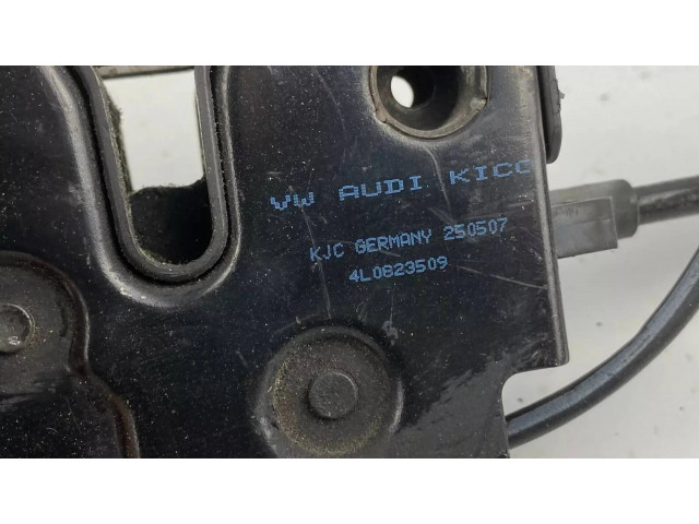 Замок капота 4L0823509   Audi Q7 4L