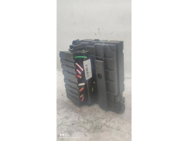   Pojistková skříňka 9807028580, 9807028580   Peugeot 5008 2015