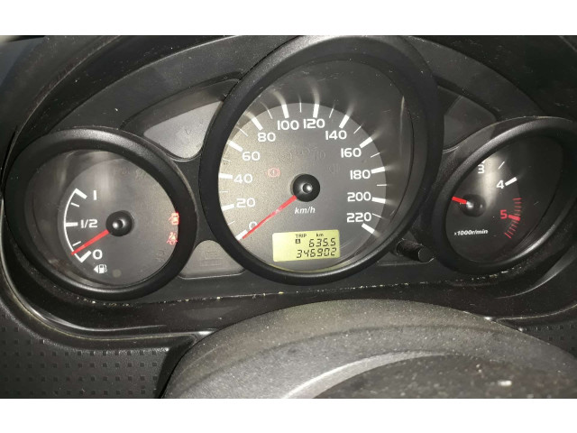 Панель приборов MR951770, MR951770   Mitsubishi Colt       
