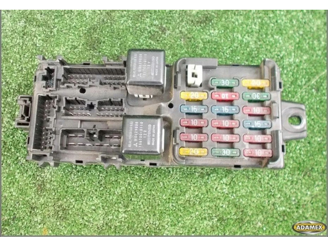 Блок предохранителей  MB904740   Mitsubishi Galant    