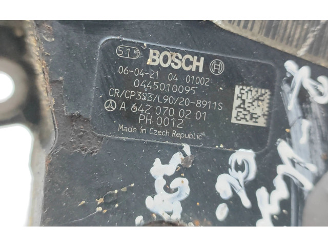Vstřikovací čerpadlo A6420700201, 0445010095   Mercedes-Benz R W251     