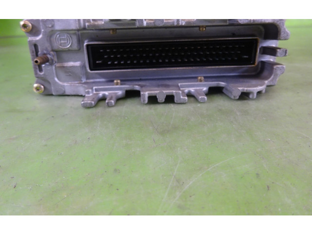 Блок управления двигателем ECU