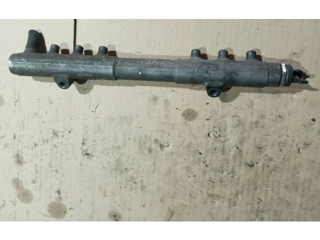 Vstřikovací lišta 30777554, 002844   Volvo S80    D5244T4 