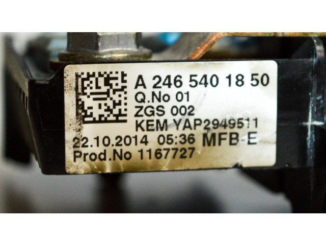   Pojistková skříňka 2465401850   Mercedes-Benz A W176 2014