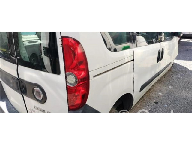 Задний фонарь      Fiat Doblo   2010-2022 года