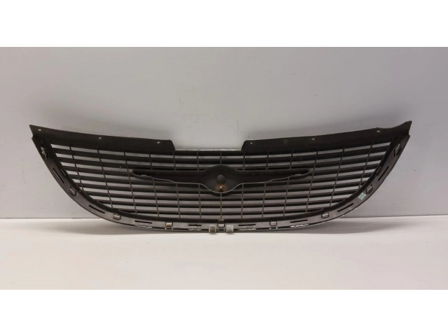 Передняя решётка Chrysler Grand Voyager IV 2001-2007 года 4857292AA, 4857300AA      