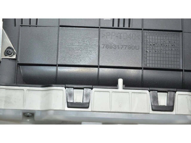 Přístrojová deska  Peugeot 2008 I 2014 9805408680, 9805408680  