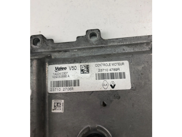 Řídící jednotka 237104789R, 237102706R   Renault Clio IV 2014