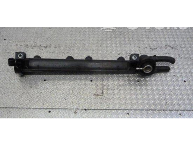 Vstřikovací lišta 06A133317A   Volkswagen Bora     