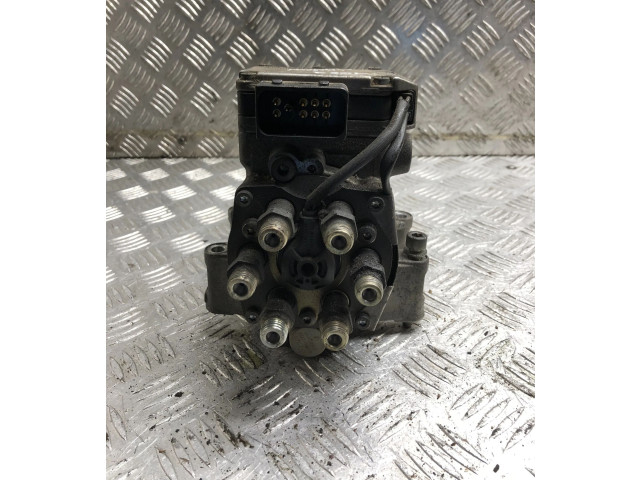 Vstřikovací čerpadlo 059130106J, 0470506030   Audi A6 S6 C5 4B     