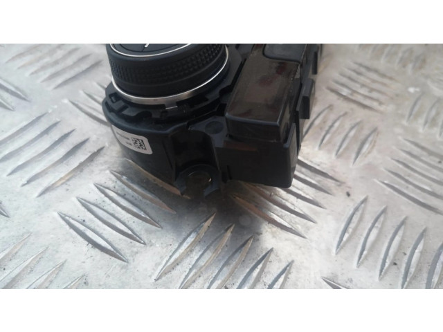 Блок управления климат-контролем 5NA907044R, 5NA9070044R   Volkswagen Tiguan
