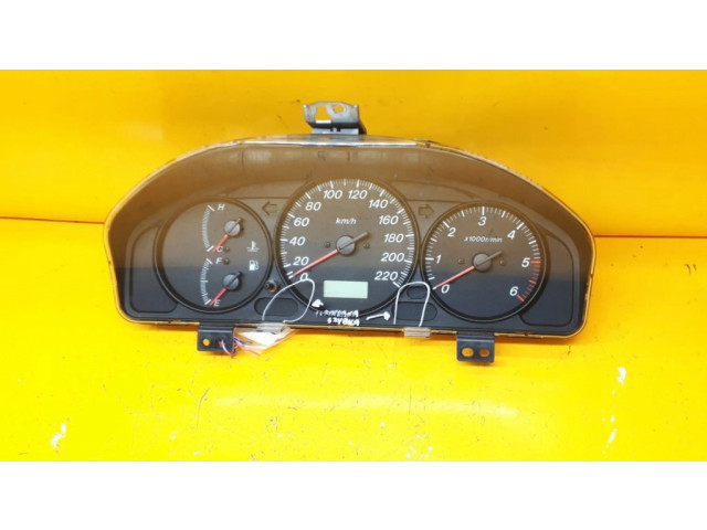 Přístrojová deska  Mazda Premacy 1999 WHCB16C  