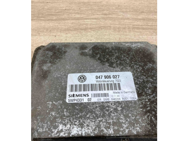 Блок управления двигателем ECU 047906027, 5WP433102   Volkswagen Lupo