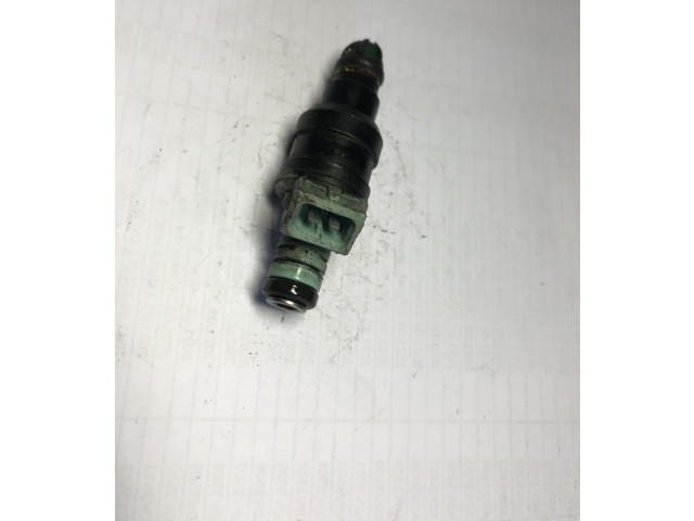Vstřikovač 0280150415   BMW 3 E36  pro benzínový motor 1.8  