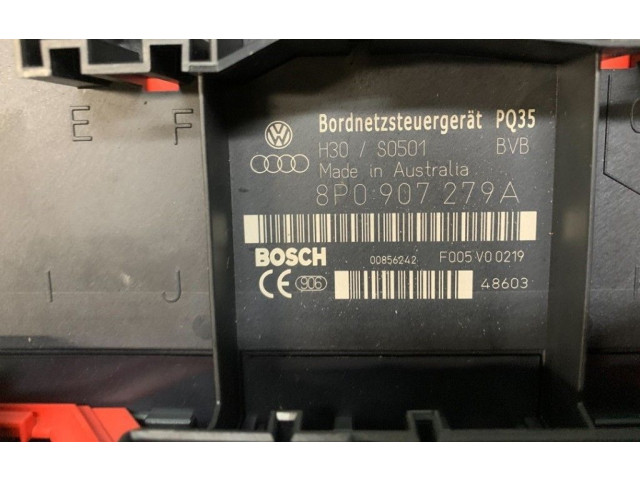   Pojistková skříňka    Audi A3 S3 8P 2004