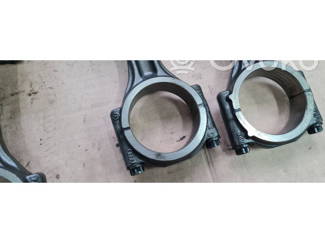 Píst 81L155   Audi A4 S4 B9    DEU DEUA 