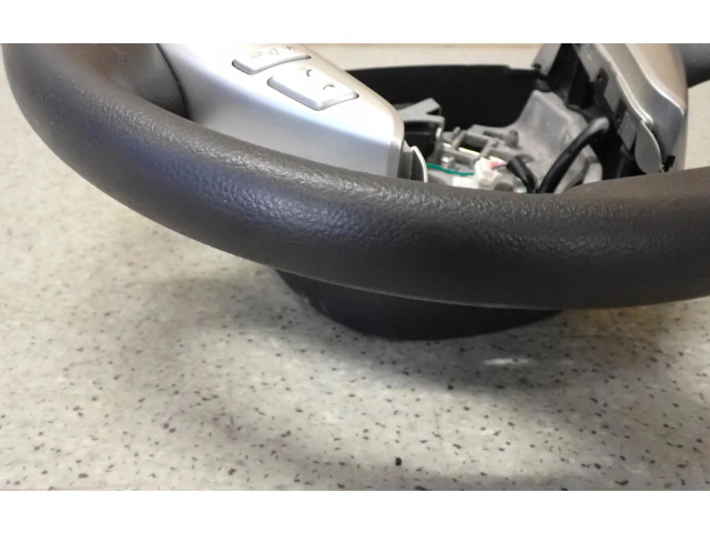 Volant Nissan Note (E12) 2014   