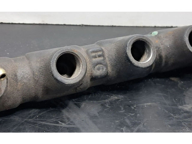 Vstřikovací lišta 89458-12010, 23810-27021   Toyota RAV 4 (XA20)    1CD-FTV 