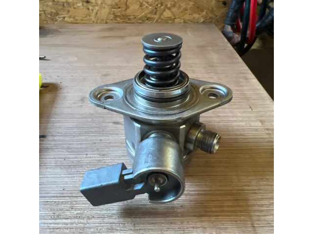Vstřikovací čerpadlo 13517595339   BMW 7 F01 F02 F03 F04  pro benzínový / Электричество motor 4.4  