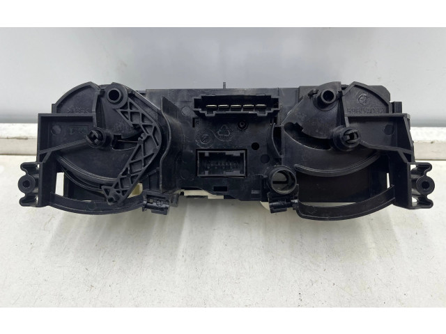 Блок управления климат-контролем p7820a256-h, 69668304   Mitsubishi Colt