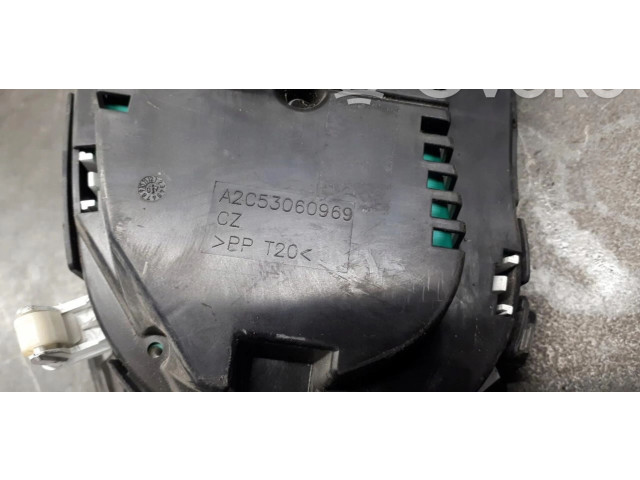 Přístrojová deska  Suzuki SX4 2011 a2c53060969  