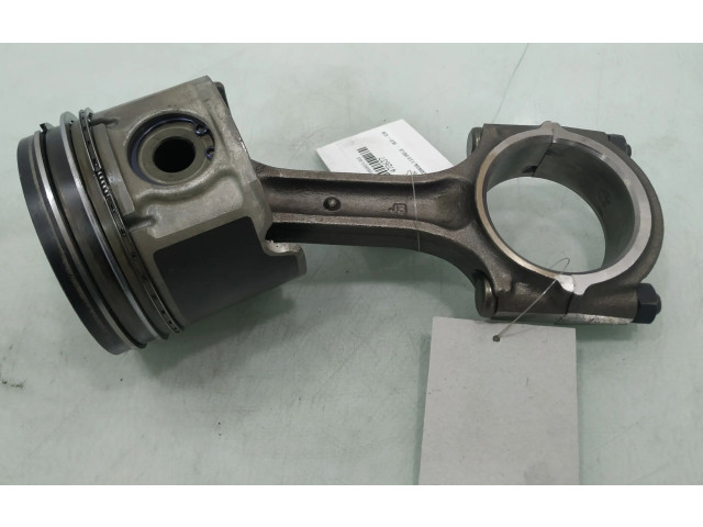 Píst C54   KIA Carnival  pro naftový motor 2.9  