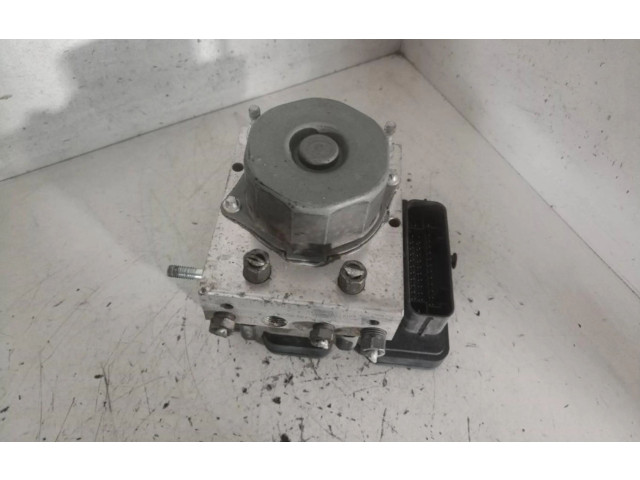 Jednotka ABS 476605492RA   Renault Sandero I 2015