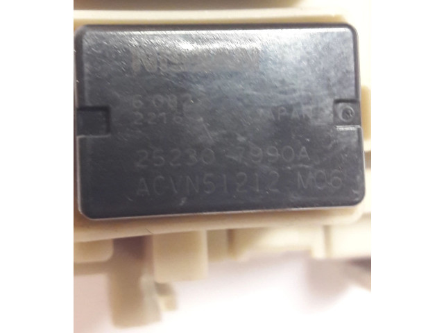 Блок предохранителей 8901R, 252307990A   Renault Kadjar    