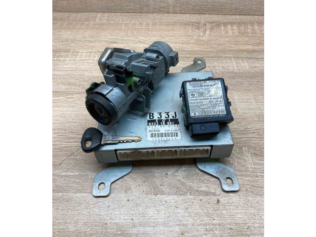 Комплект блоков управления B33J18881, 8906720144   Mazda 323