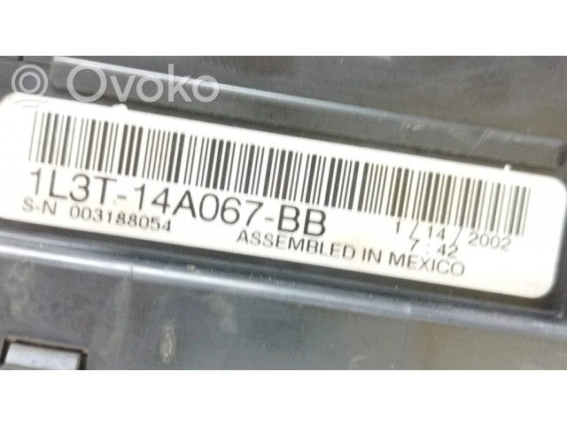   Pojistková skříňka 1L3T14A067BB, 003188054   Ford F150 2002