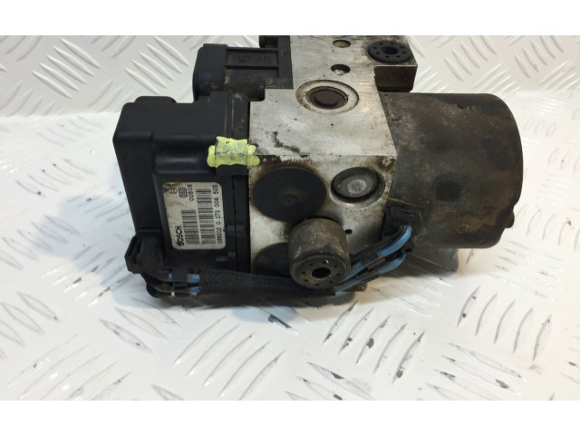 Jednotka ABS 476604U101   Nissan Almera Tino 2002