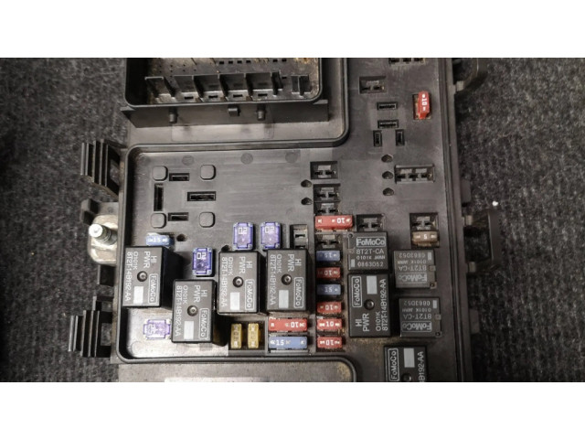 Блок предохранителей  DG9T14A301AC, G2811   Ford Fusion II    