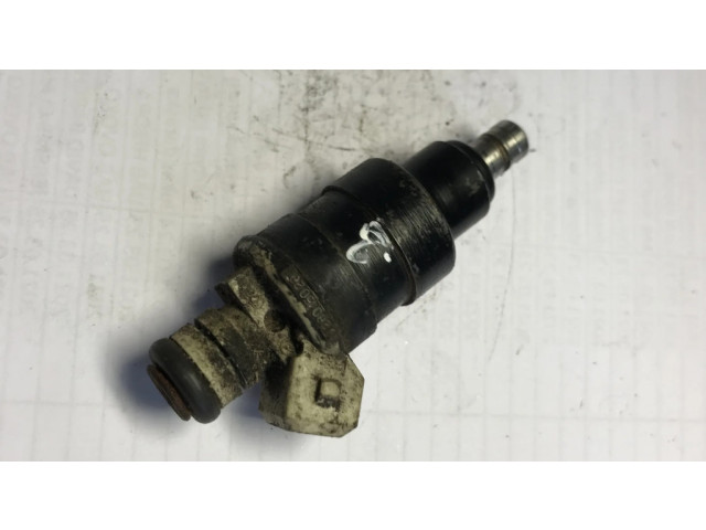 Vstřikovač 0280150208   BMW 3 E30  pro benzínový motor 0.0  
