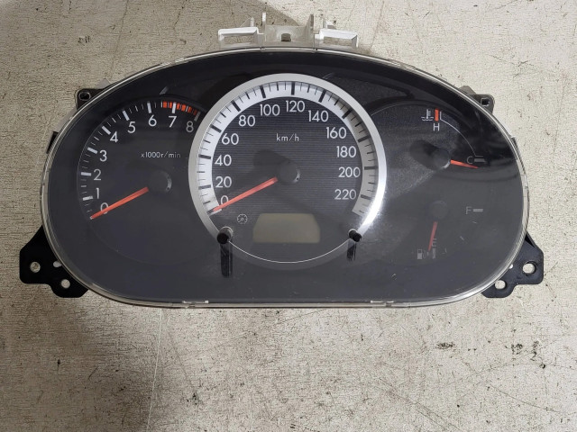 Přístrojová deska  Mazda 5 2005 028555435  