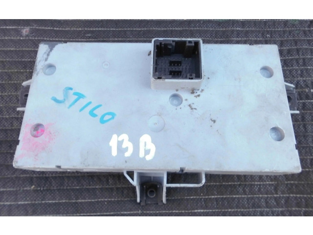 Блок предохранителей  46797602   Fiat Stilo    