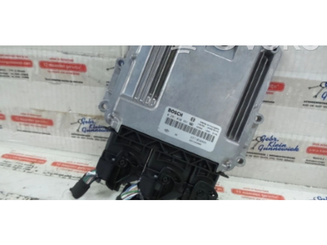 Блок управления двигателя 237103888R, 0281030991   Renault Trafic III (X82)