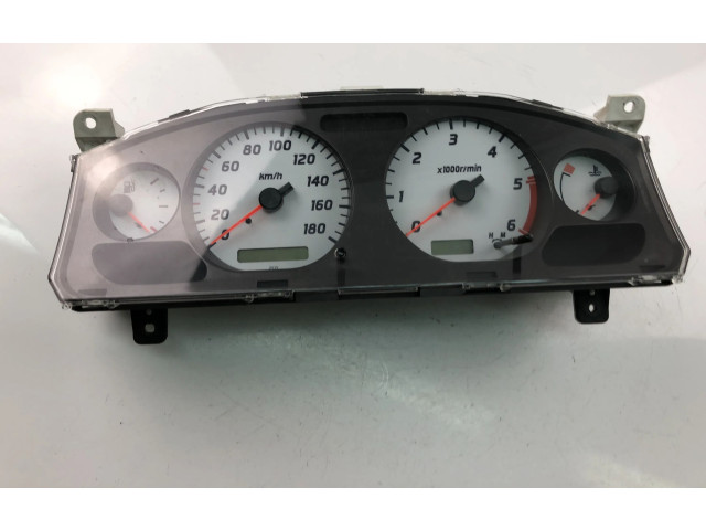 Přístrojová deska  Nissan Navara D22 2001 UK475  