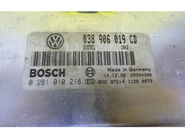 Řídící jednotka 038906019CD, 0281010218   Volkswagen PASSAT B5.5 2003