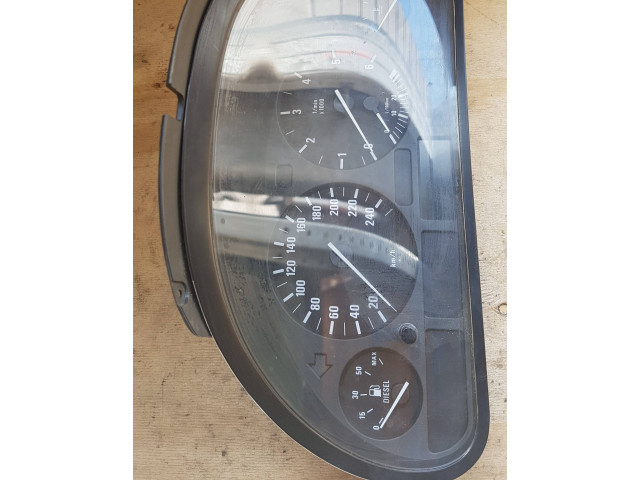 Přístrojová deska  BMW 5 E39 1996 87001374, 87001313  