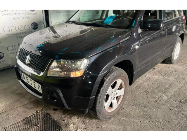 Панель приборов    Suzuki Grand Vitara I       