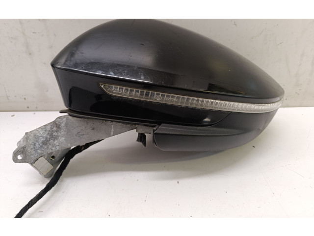Zpětné zrcátko  Volkswagen ID.4 2021    